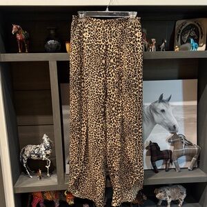 Chic Leopard Print Wide Leg Pants